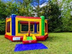Deluxe Bounce House (Dry Only)